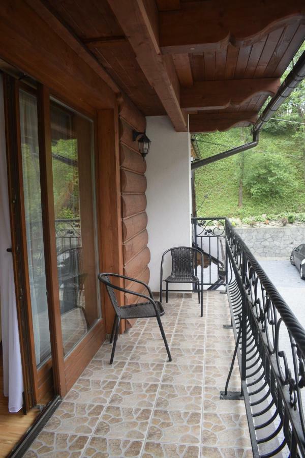 U Wajdy Apartment Ciche Male Exterior photo